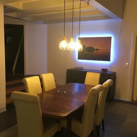 Wunderschone Galeriewohnung Im Herzen Regensburgs アパート *